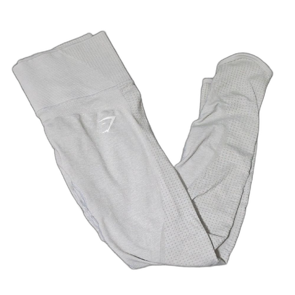 NWOT Gymshark Light Gray Seamless Leggings